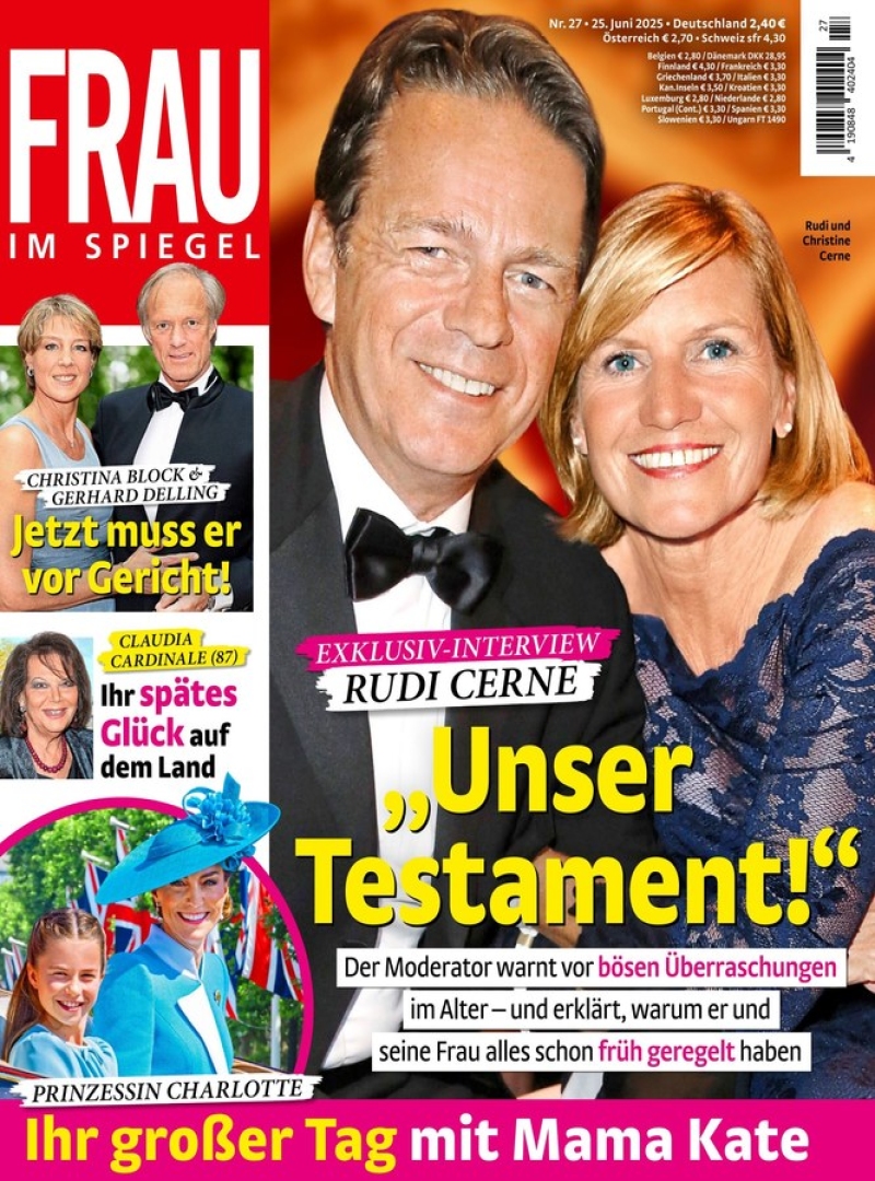 FRAU IM SPIEGEL